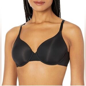 Amazon Essentials Women's Classic T-Shirt Bra - 34DD